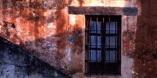 Les murs de Pátzcuaro  sont tous construit en Adobe, mélange de boue et pailles sechés.