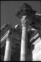 Bibliothèque de Celsus (détail).
