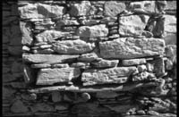 Mur en pierre.